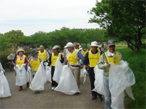 平成29年5月3日 市民フェステバル・ボランティア清掃を実施しました。